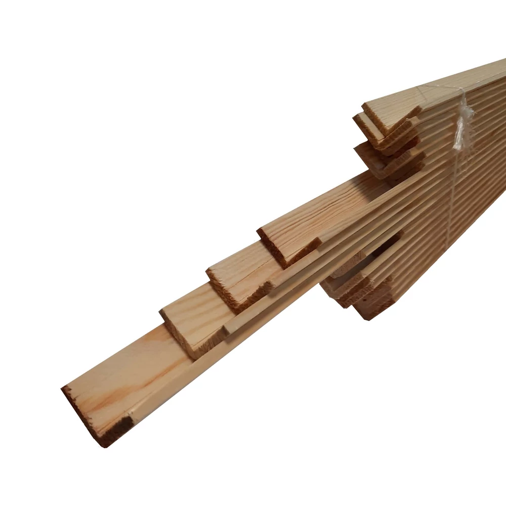 Gyalult Borovi Fenyő Pipaléc 2M 6mm 4,5X4,5cm