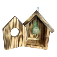 Kép 2/3 - Zárt fa madáretető házikó rusztikus égetett 23×12×24 cm